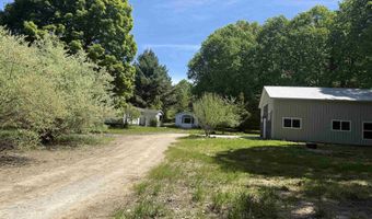 8923 SE Torch Lake Dr, Alden, MI 49612