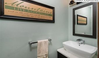 150 Ivy Ct, Banner Elk, NC 28604