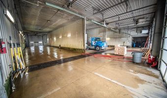 501 11th St NE, Austin, MN 55912