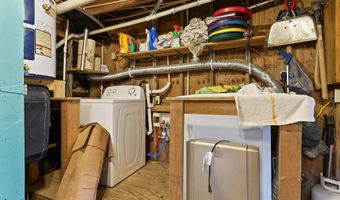 10052 New Mexico St, Bay St. Louis, MS 39520