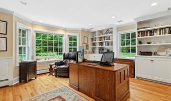 28 Royle Rd, Darien, CT 06820