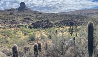 S Tillys Trail, Black Canyon City, AZ 85324