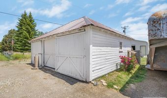 3617 E Lincoln Rd, Ammon, ID 83401