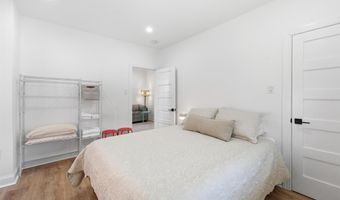 3 S Montpelier Ave 2, Atlantic City, NJ 08401