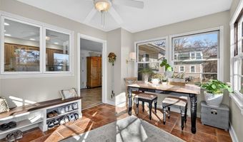 5548 Chestnut St, Augusta, MO 63332