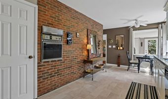 13450 Commercial Point Rd, Ashville, OH 43103