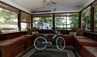 221 Riverside Dr, Bayville, NJ 08721