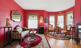 108 W Main St, Amherst, OH 44001
