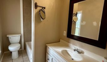 205 N Fleetwood St, Ava, MO 65608