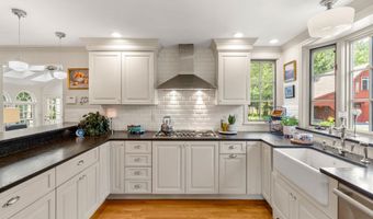 127 Liberty Hill Rd, Bedford, NH 03110