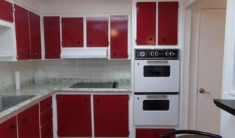 6385 Cypress Ln, Atlantis, FL 33462