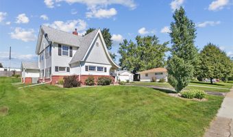 418 SE Grant St, Ankeny, IA 50021