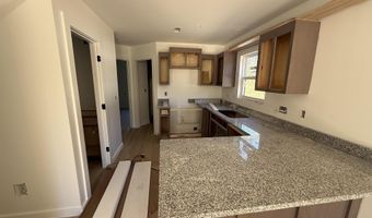 402 S Magnolia Ave, Andrews, SC 29510