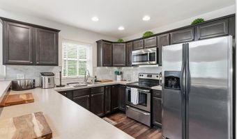 15 Bishop Cir, Albrightsville, PA 18210