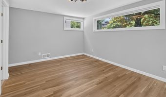 6222 DAHLONEGA Rd, Bethesda, MD 20816