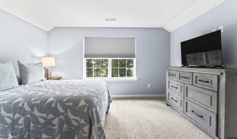 37 Black Bear Dr, Barnegat, NJ 08005
