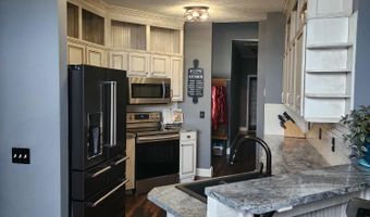 21306 Lawrence 2074, Ash Grove, MO 65604