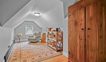 44 River St, Cranston, RI 02905