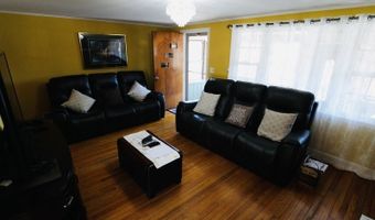 58 William St, Andover, NJ 07801