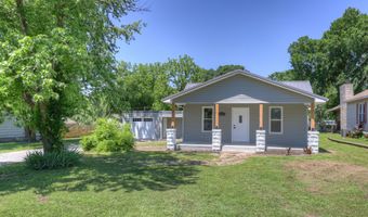 416 E 4th St, Baxter Springs, KS 66713