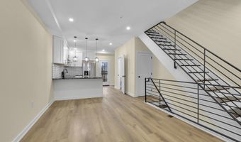 2670 BRADDOCK St, Philadelphia, PA 19125