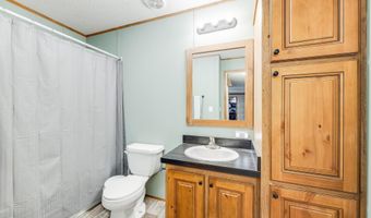 6224 Old River Rd, Baker, FL 32531