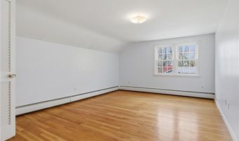 2 High Ridge Dr, Cumberland, RI 02864