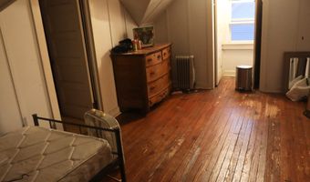 312 W PINE St, Audubon, NJ 08106