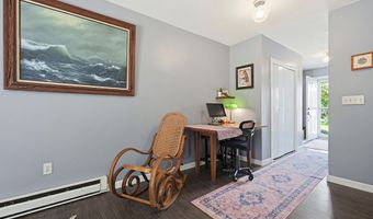 49 Round House Rd, Bourne, MA 02532