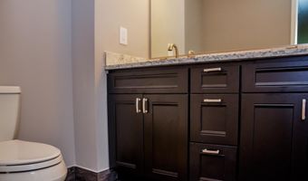 1140 LAKE HERON Dr 2B, Annapolis, MD 21403
