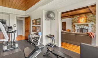 39 Firesong Ln, Glenville, NC 28736