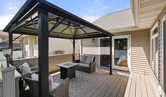 835 S 11th St, Adel, IA 50003