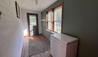 316 S Glass Rd, De Soto, WI 54624