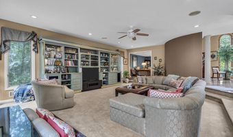 1605 Otter Dr, Toms River, NJ 08755