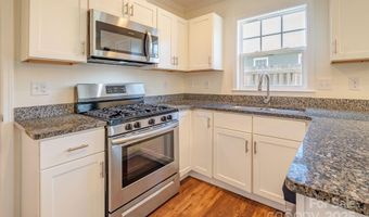 1106 Lynwood Forest Rd, Arden, NC 28704