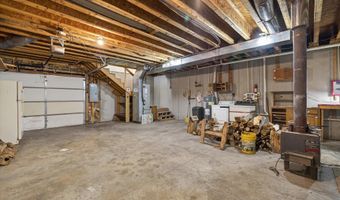8923 E Sassafras Rd, Bloomfield, IN 47424