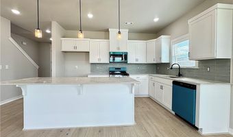 5901 SW Coywolf St, Bentonville, AR 72713