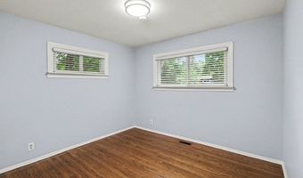 2727 Hampshire Rd, Ann Arbor, MI 48104