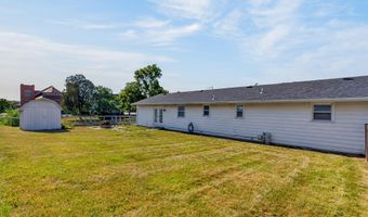 105 E Main St, Anna, OH 45302