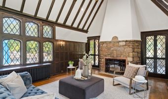 1952 CANTERBURY Rd, Abington, PA 19001