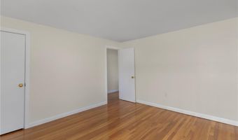 175 Kay St, Newport, RI 02840