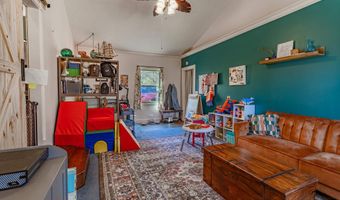 1912 S Orman Ln, Bloomfield, IN 47424