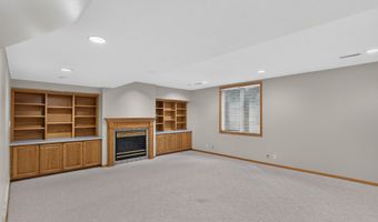 3038 Aspen Rd, Ames, IA 50014