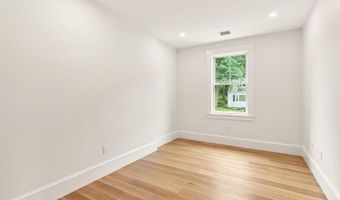 7 Hancock St, Arlington, MA 02474