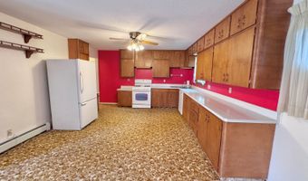 212 7th Ave NW, Bowman, ND 58623