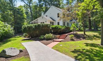 1 Blackhorse Dr, Acton, MA 01720