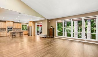 8297 SW HAYDEN Dr, Beaverton, OR 97007