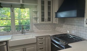 1504 RAINBOW Cir, Anniston, AL 36207