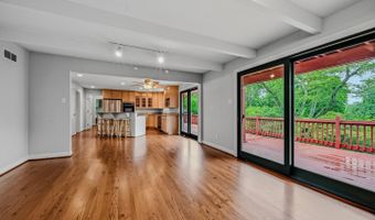 844 SUMMERSET Dr, Hockessin, DE 19707