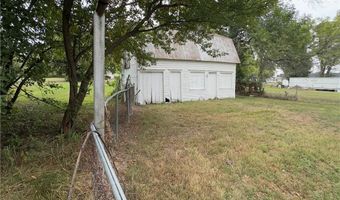 409 W Miller St, Appleton City, MO 64724